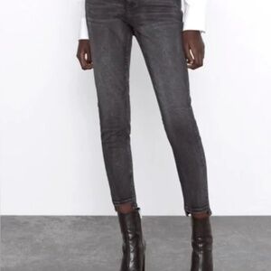 Zara Grey Skinny Jean Asemmetrical Jeans Sz 2